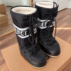 Moon Boot Icon Nylon Knee-High Snow Boots Black Size 39/41 (US 8-9.5 Women’s)